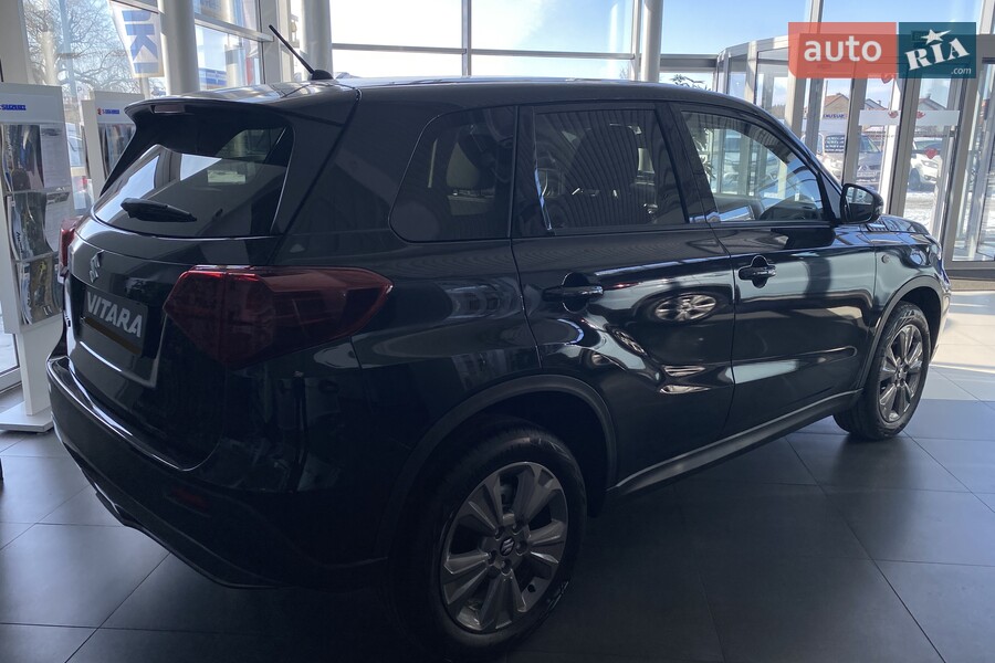 Suzuki Vitara - фото 4