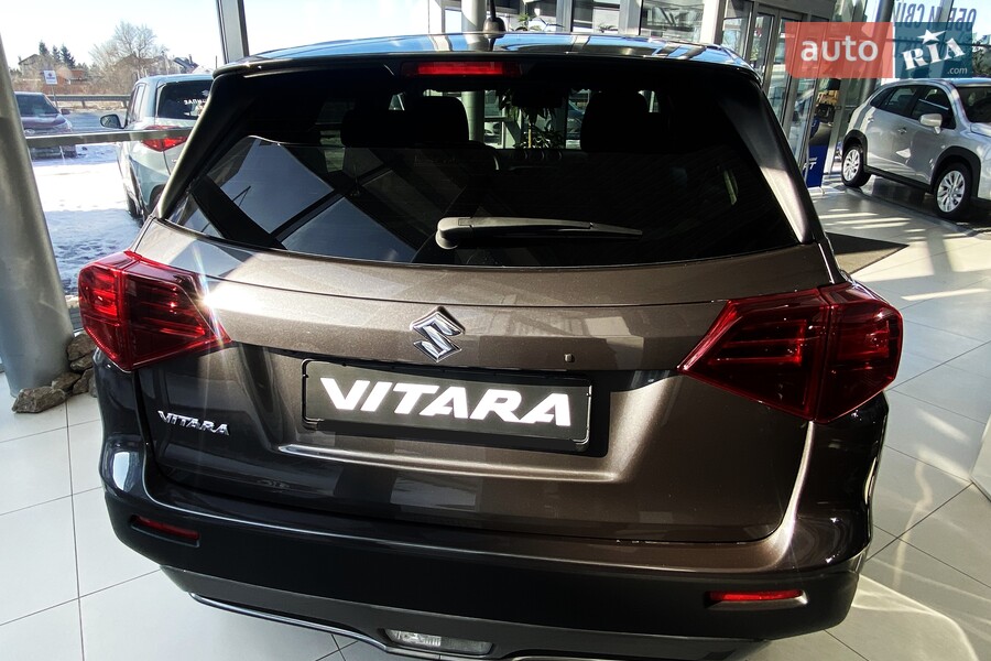 Suzuki Vitara - фото 2