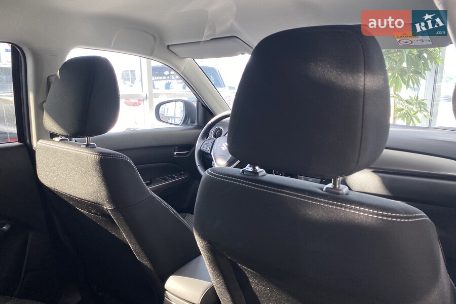 Suzuki Vitara - фото 9