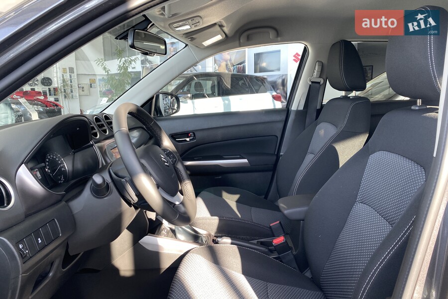 Suzuki Vitara - фото 17