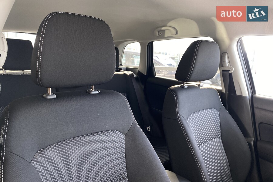 Suzuki Vitara - фото 18