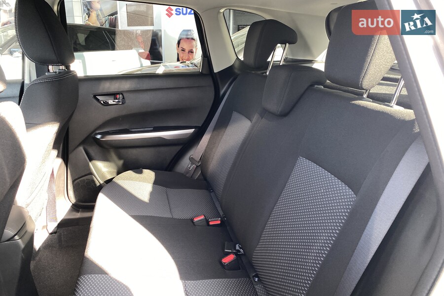 Suzuki Vitara - фото 19