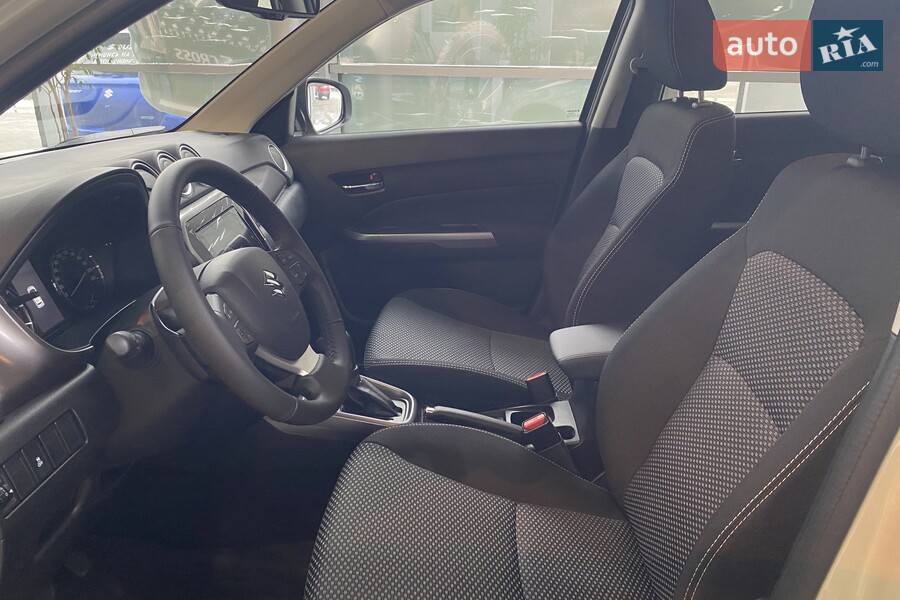 Suzuki Vitara - фото 10