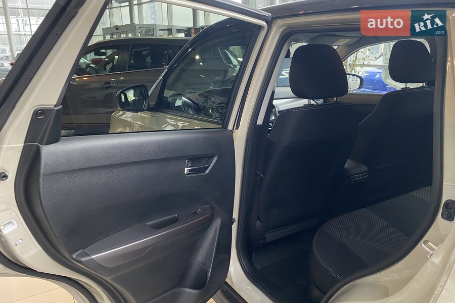 Suzuki Vitara - фото 20