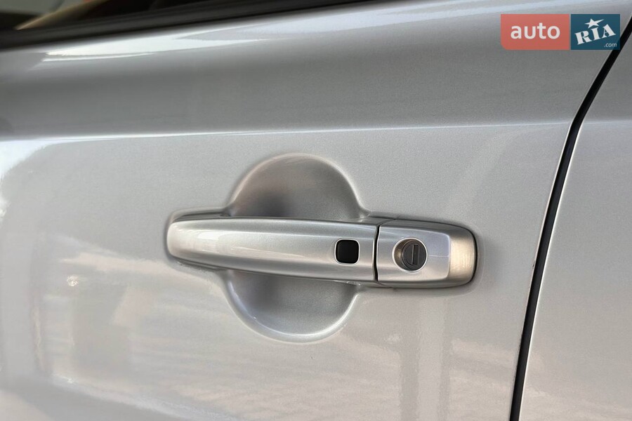 Suzuki Vitara - фото 8