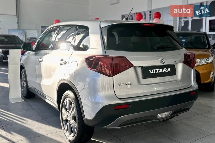 Suzuki Vitara - фото 3