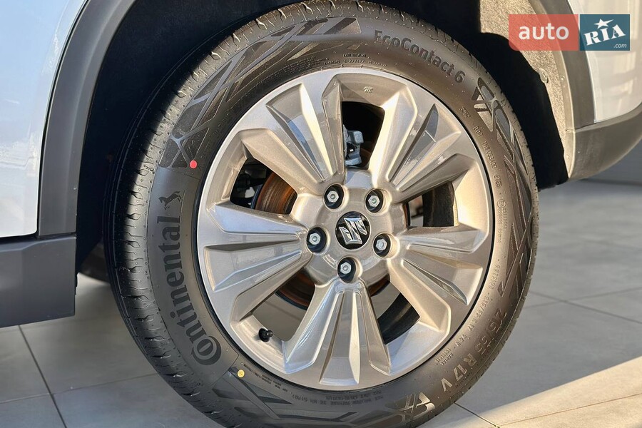 Suzuki Vitara - фото 7