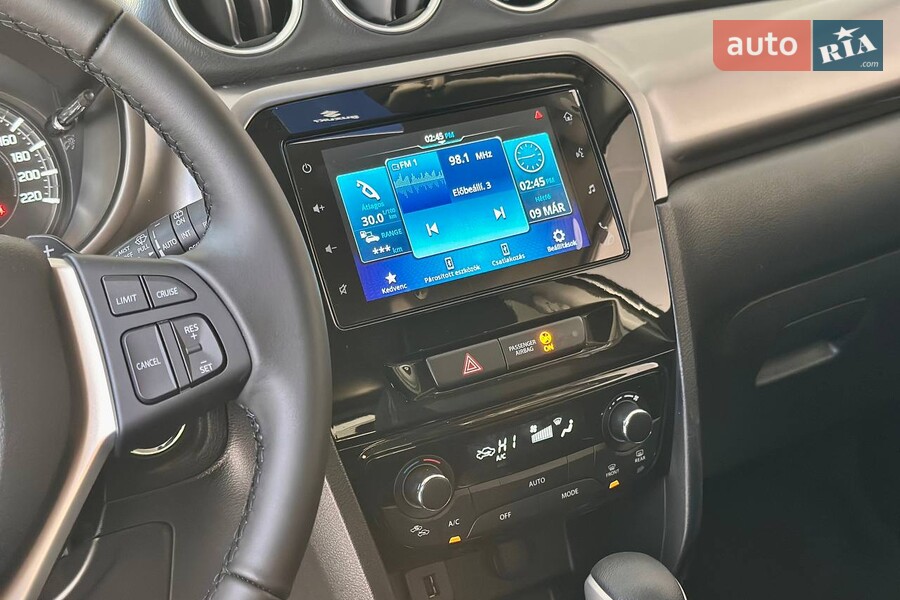 Suzuki Vitara - фото 21