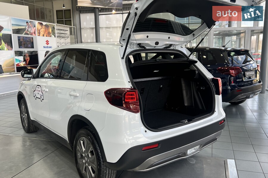 Suzuki Vitara - фото 9