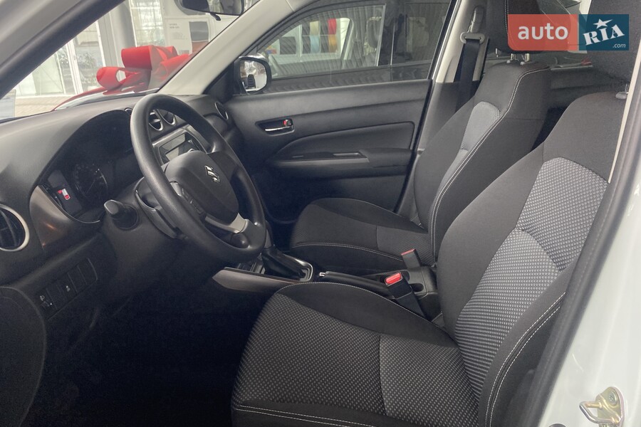 Suzuki Vitara - фото 22