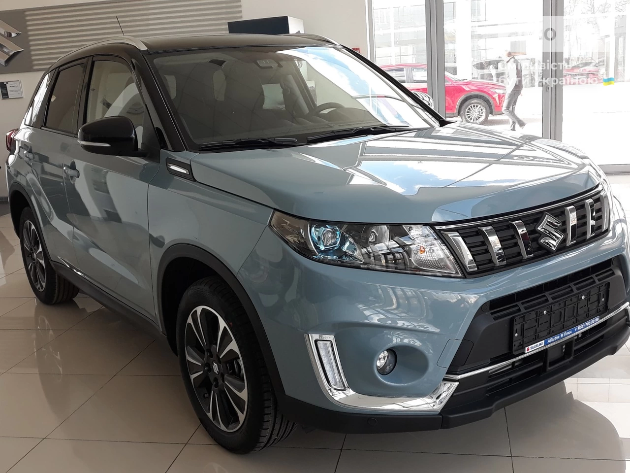 Suzuki Vitara GLX (Hybrid)