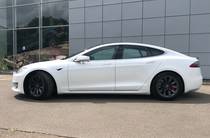 Tesla Model S Base