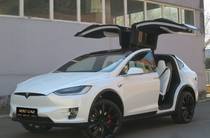 Tesla Model X Ludicrous