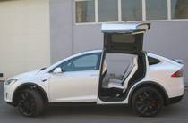 Tesla Model X Ludicrous