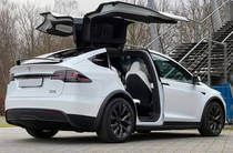 Tesla Model X Base