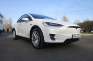 Tesla Model X Ludicrous