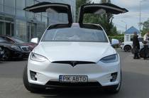 Tesla Model X Base