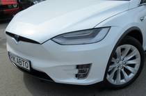 Tesla Model X Base