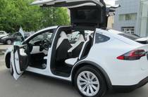 Tesla Model X Base