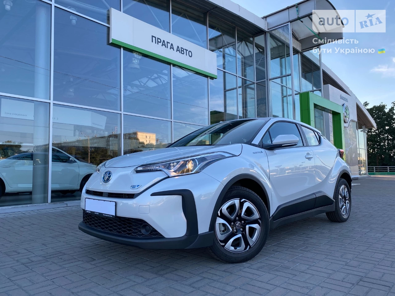 Toyota C-HR EV Base