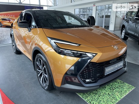 Toyota C-HR 2024