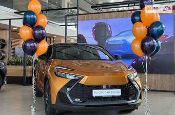 Toyota C-HR 2.0 Hybrid e-CVT (197 к.с.) 2024