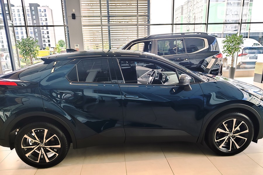 Toyota C-HR - фото 6