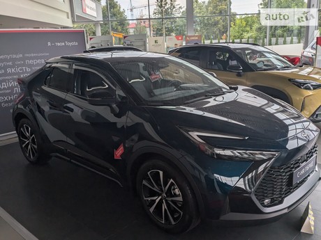 Toyota C-HR 2024