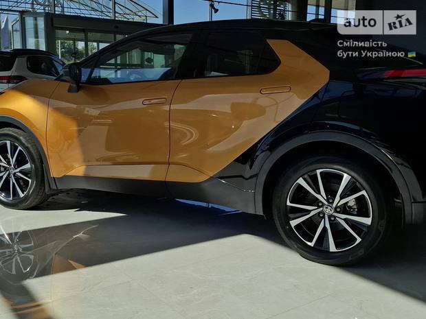 Toyota C-HR 2023