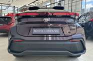 Toyota C-HR - фото 10