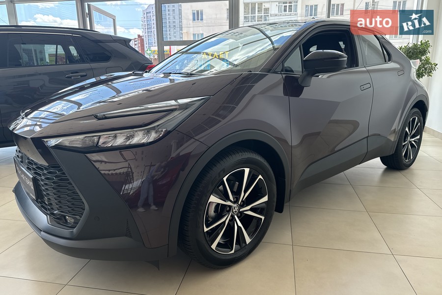 Toyota C-HR - фото 3