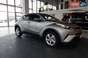 Toyota C-HR 2019 року