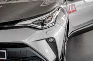 Toyota C-HR Style