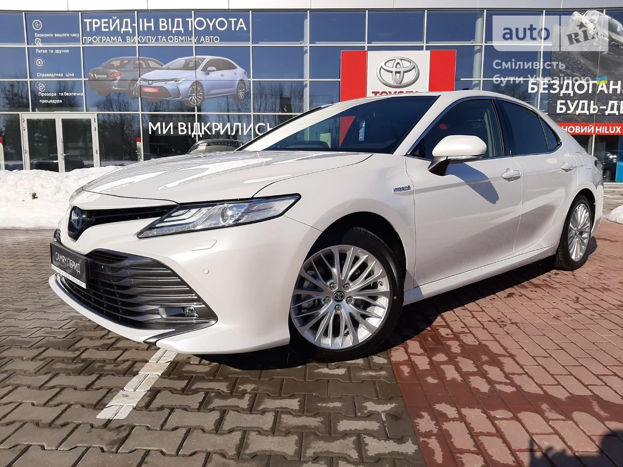 Toyota Camry Premium