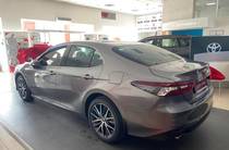 Toyota Camry Premium