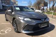 Toyota Camry Premium+