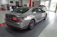 Toyota Camry Premium+