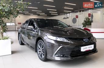Toyota Camry 2.5 Hybrid e-CVT (218 л.с.) 2021 Toyota Camry 2.5 Hybrid e-CVT (218 л.с.) 2021