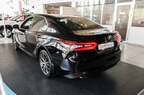 Toyota Camry Premium+