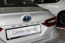 Toyota Camry Premium+