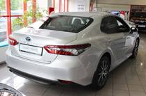 Toyota Camry Premium+