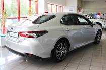 Toyota Camry Premium+