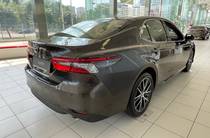 Toyota Camry Premium