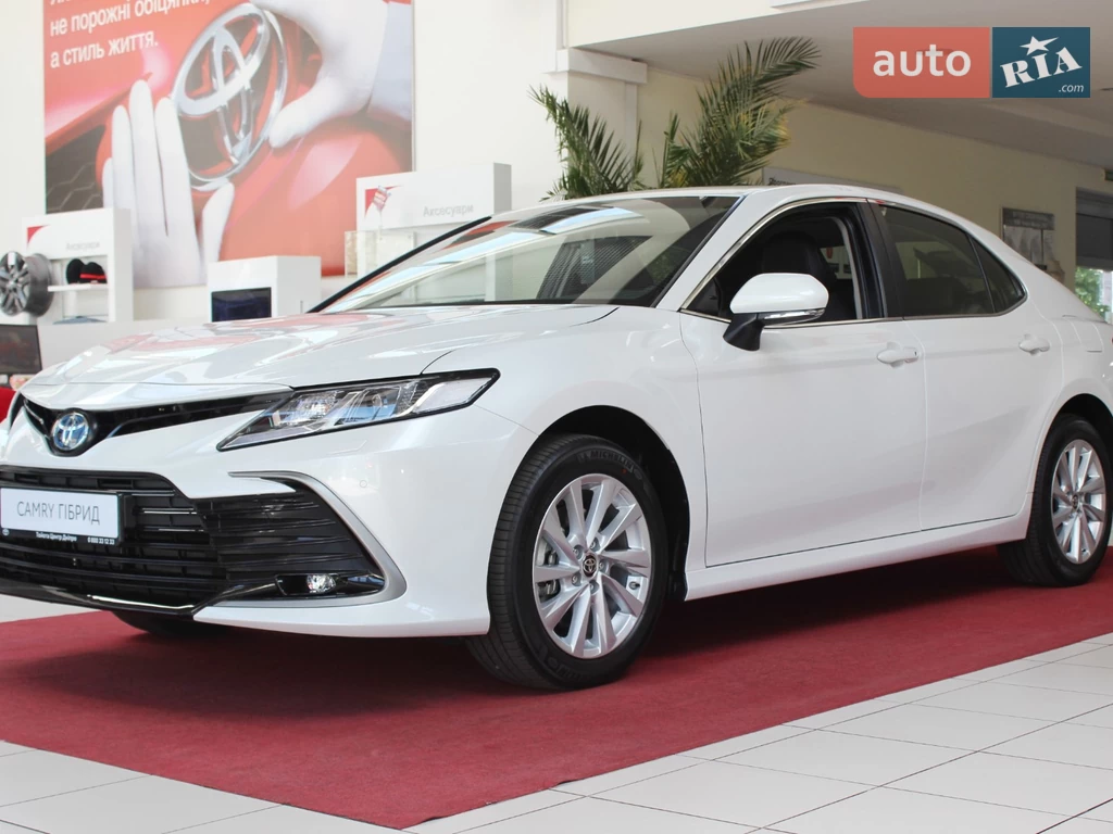 Toyota Camry Elegance+