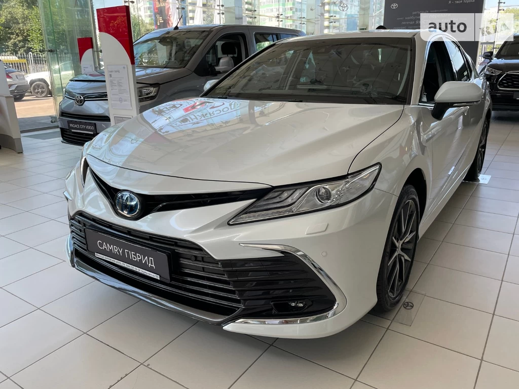 Toyota Camry Prestige+