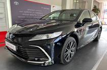 Toyota Camry Premium+