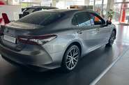 Toyota Camry Premium+