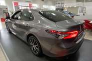 Toyota Camry Premium+