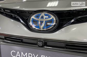 Toyota Camry 2023 Premium+