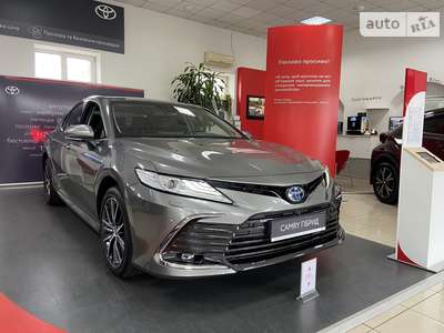 Toyota Camry Premium+ 2.5 Hybrid e-CVT (218 к.с.) 2023